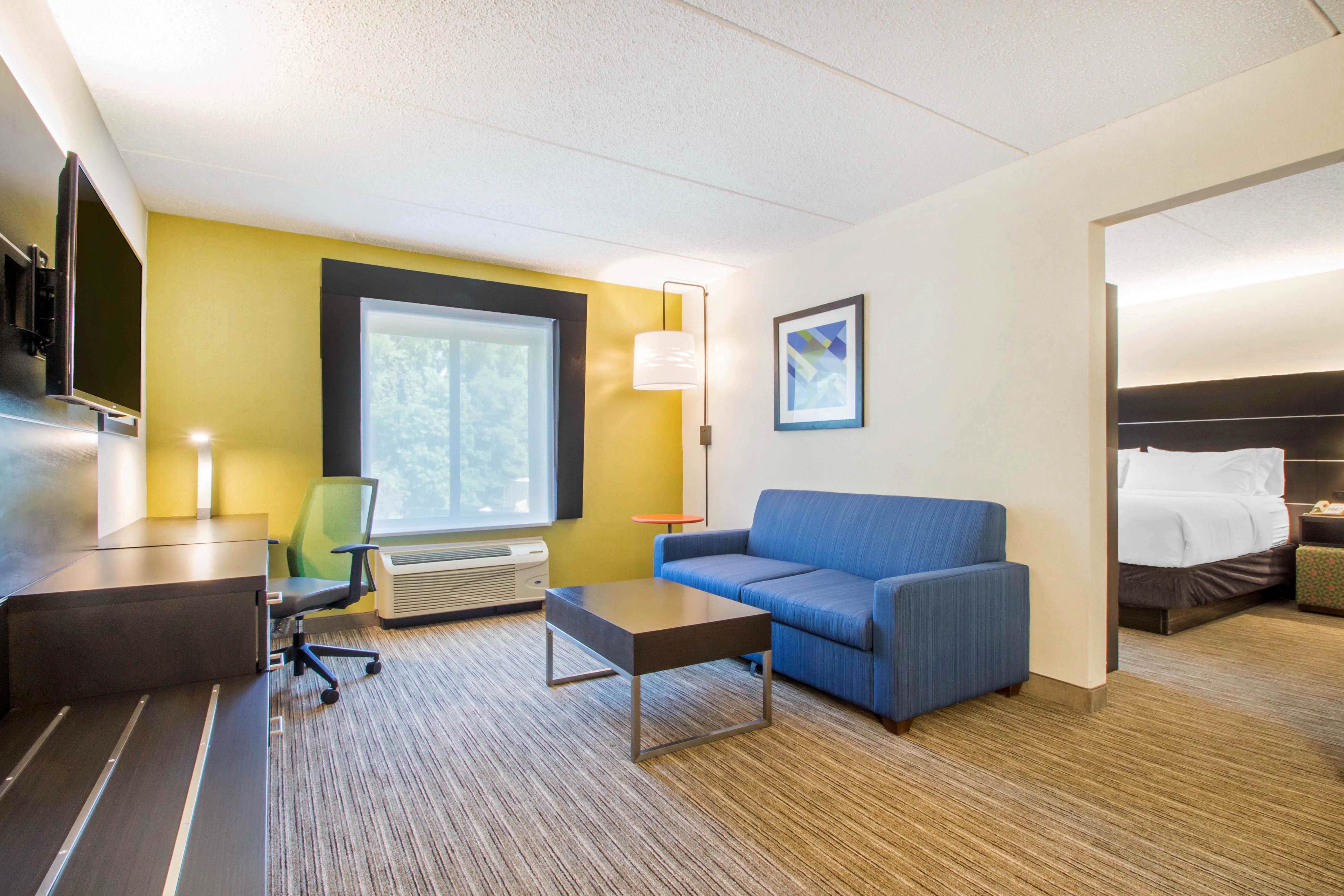 Holiday Inn Express & Suites - Albany Airport - Wolf Road By Ihg Eksteriør bilde