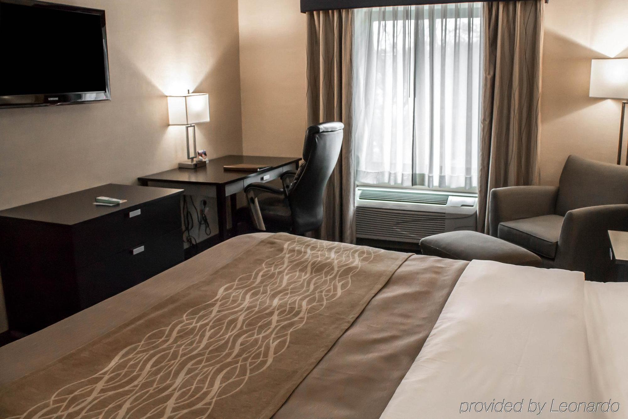 Holiday Inn Express & Suites - Albany Airport - Wolf Road By Ihg Eksteriør bilde