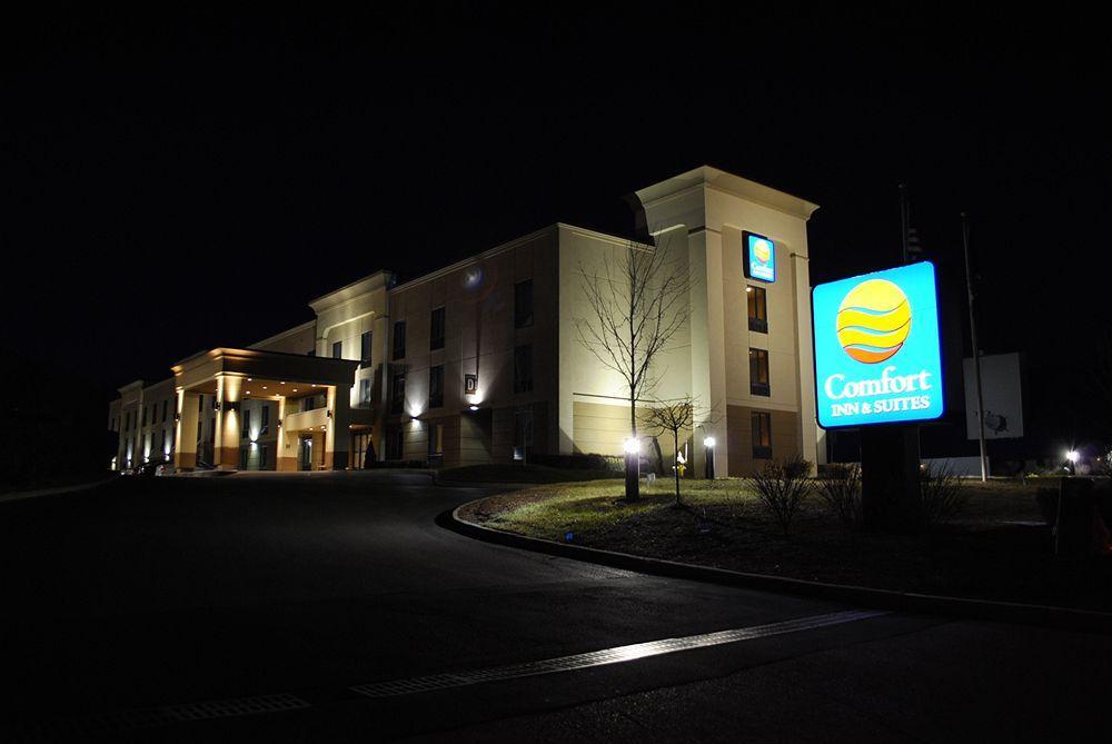 Holiday Inn Express & Suites - Albany Airport - Wolf Road By Ihg Eksteriør bilde