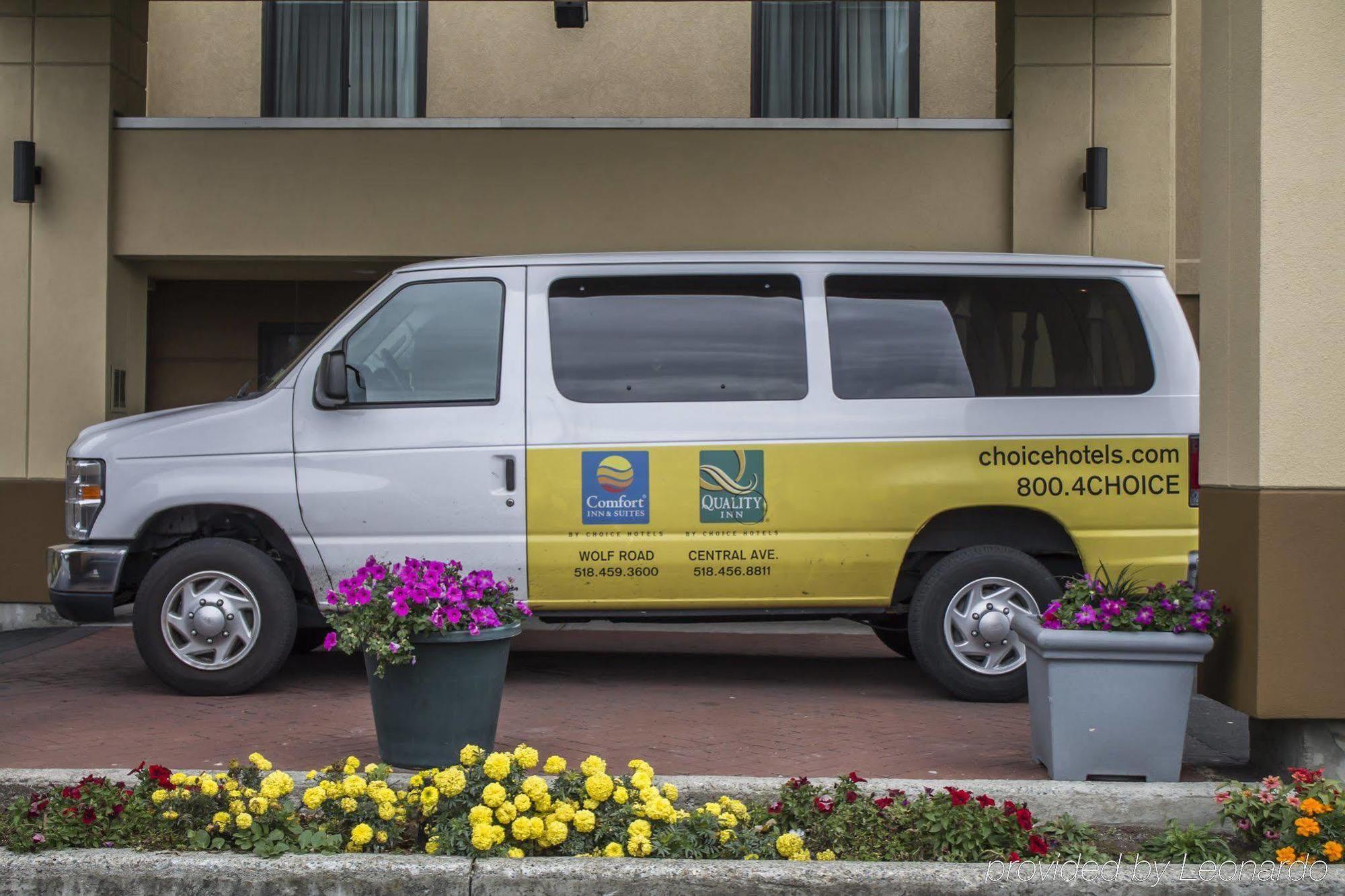 Holiday Inn Express & Suites - Albany Airport - Wolf Road By Ihg Eksteriør bilde